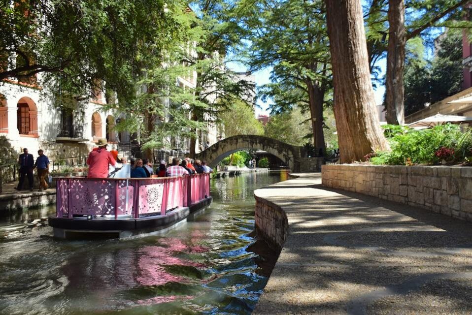 Popular Fundraiser for Arts SA Returns to the Beautiful River Walk