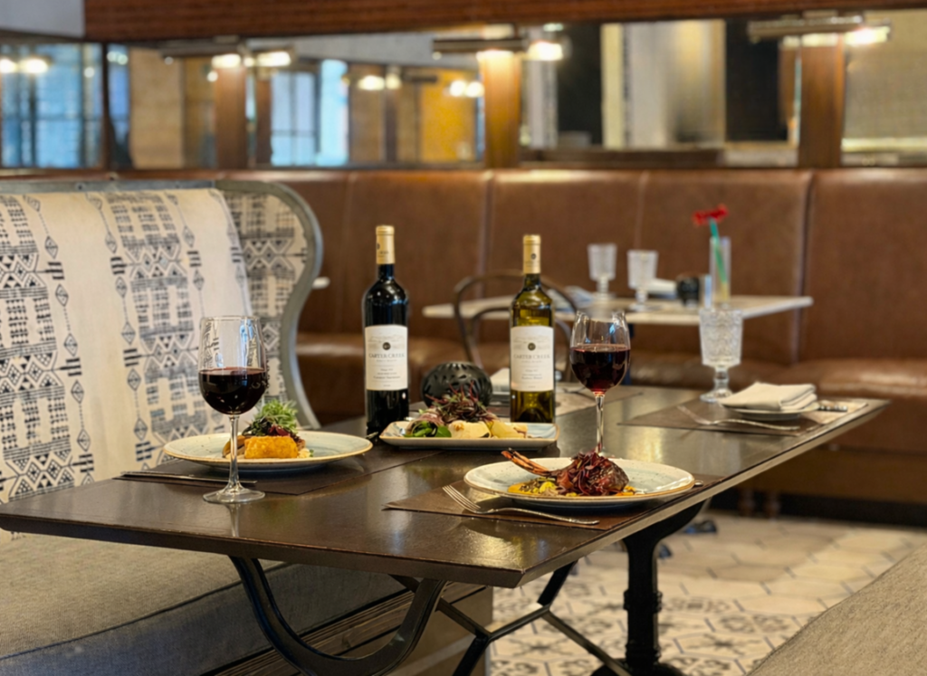 This River Walk Hotel 