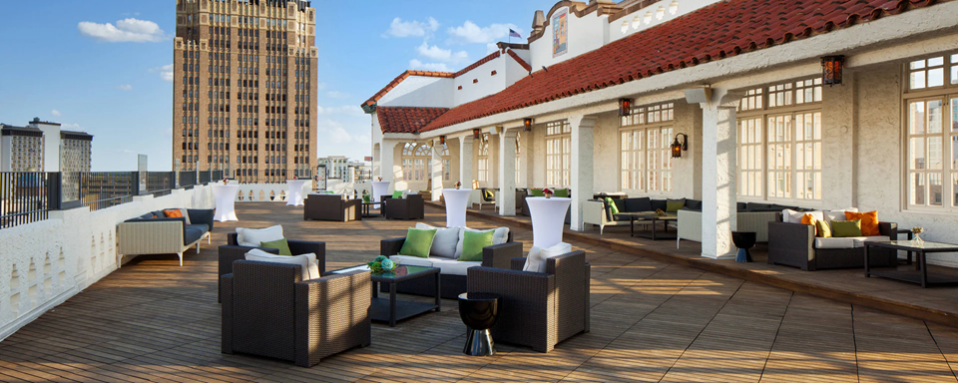 SA Hotel Announces Curated Whiskey & Dinner Experience “Whiskey & War Stories”