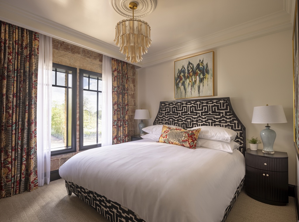 Newly Renovated Faust Hotel