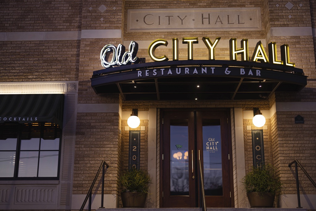 Old City Hall Debuts
